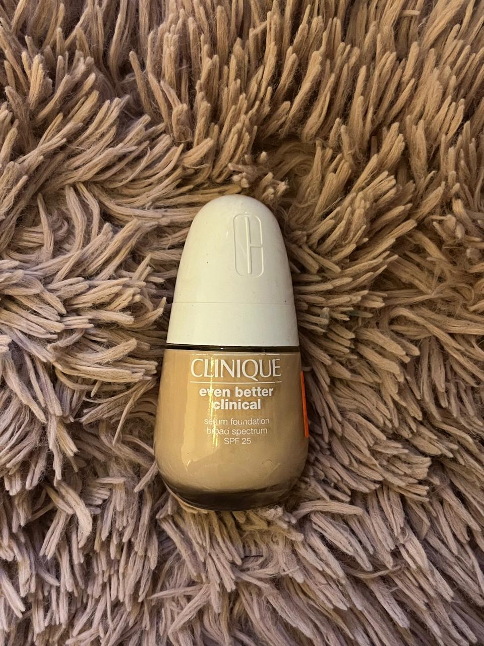 CLINIQUE even better clinical CN 20 fair