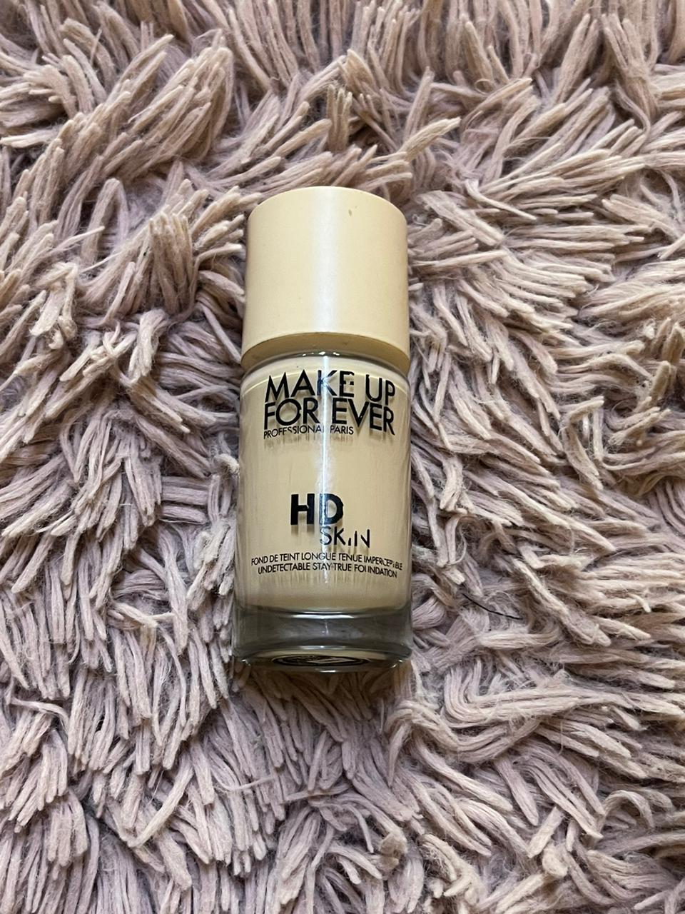 MAKE UP FOR EVER HD SKIN 1R02