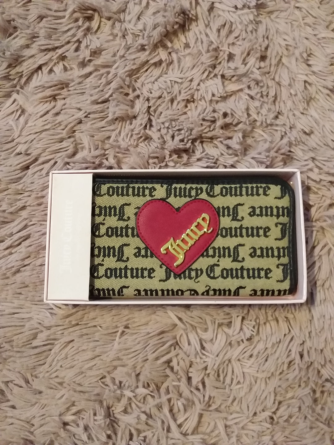 Monedero Cafe con Corazón Rojo Grande