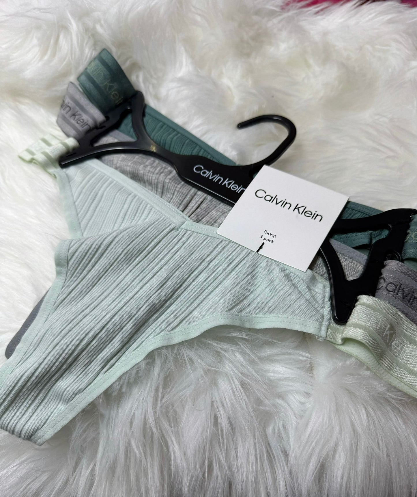 CALVIN KLEIN SET DE 3 THONG (TANGAS) Talla M QP293X-333