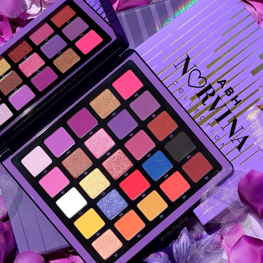 ANASTASIA BEVERLY HILLS NORVINA COLLECTION PRO PIGMENT PALETTE VOL.1 - Pink Beauty