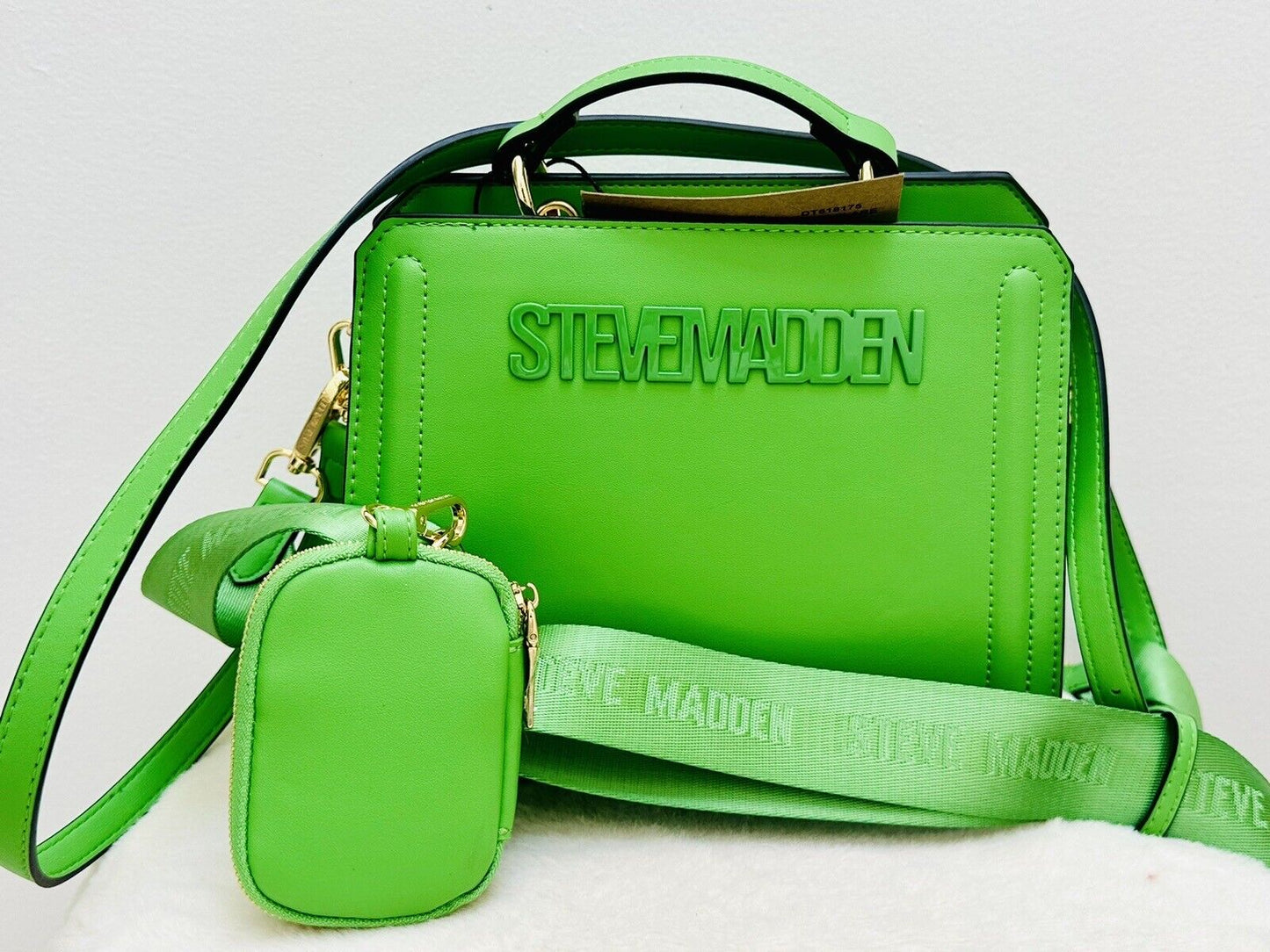 STEVE MADDEN GREEN FLARE BEVELYN