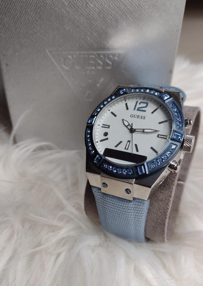 Reloj Guess (modelo C0002mx)