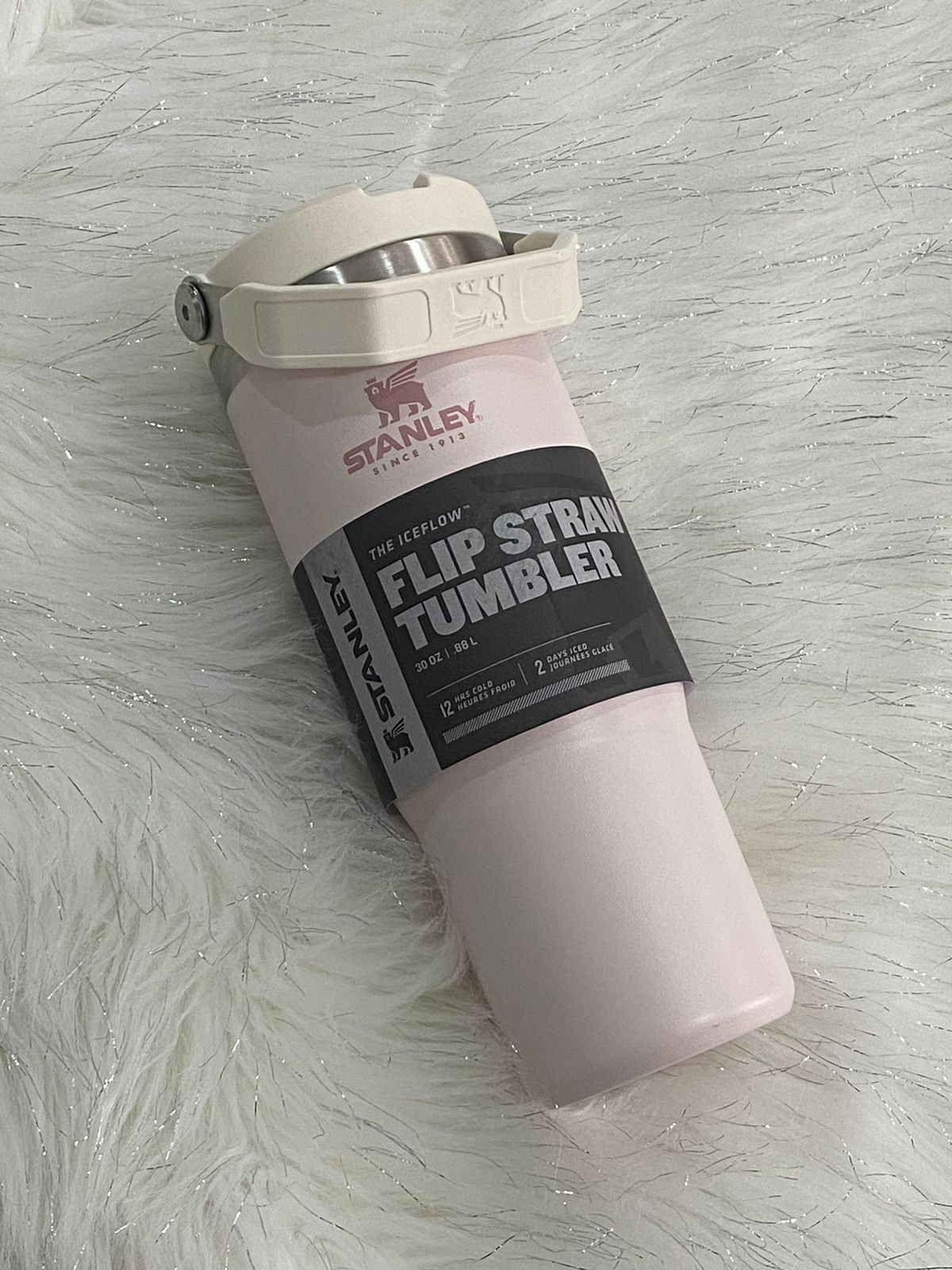 STANLEY THE ICEFLOW™ FLIP STRAW TUMBLER | 30 OZ LILAC