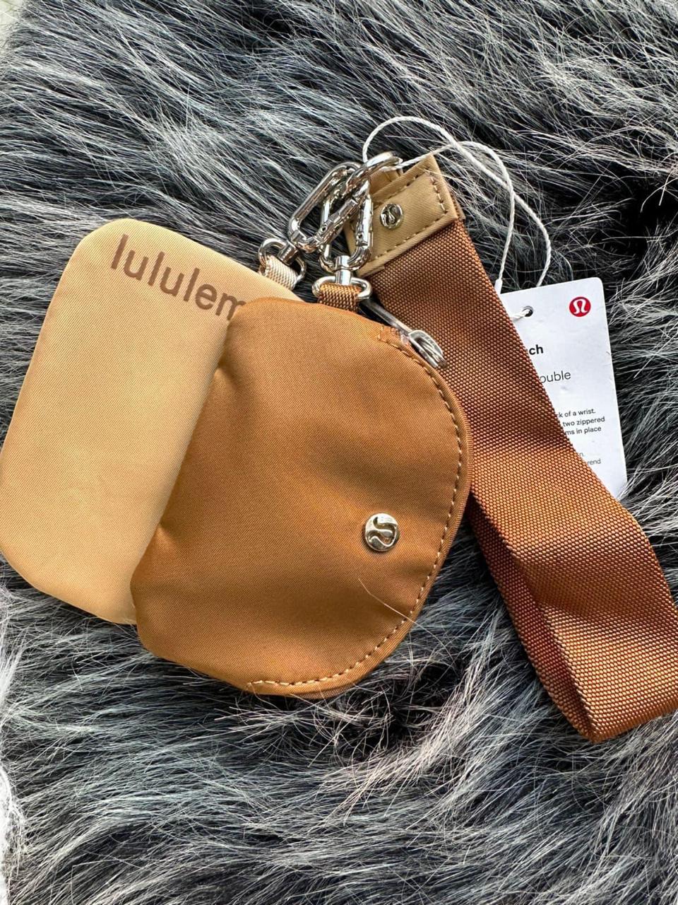 LULULEMON DUAL POUCH WRISTLET AUTUMN