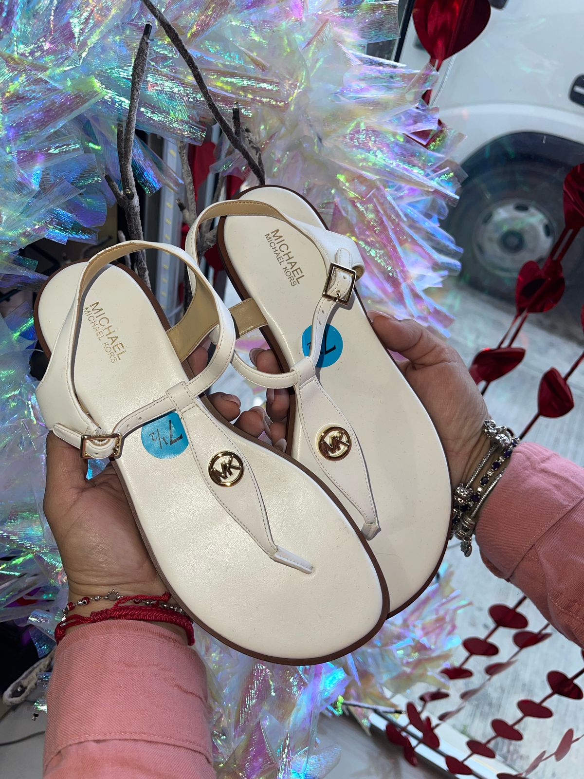 Sandalia MICHAEL KORS Color Blanco Talla 7.5 americano