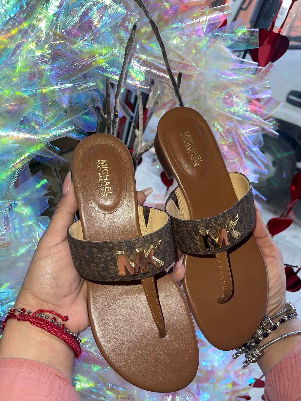 Sandalia Tacon Bajo MICHAEL KORS Color Cafe Talla 6 Americano