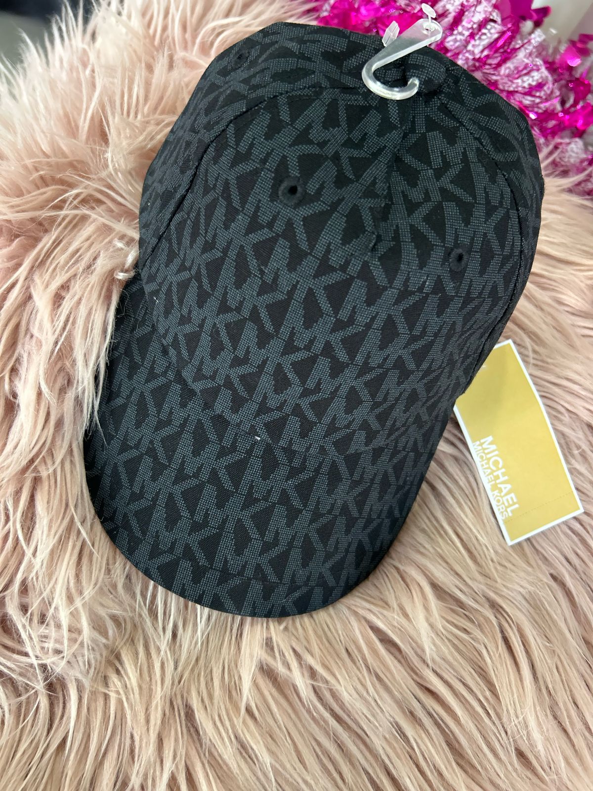 Gorra MICHAEL KORS Tono negro