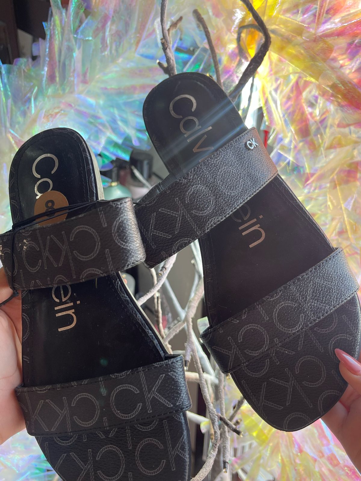 Sandalia CALVIN KLEIN Color Negro Talla 5 MX