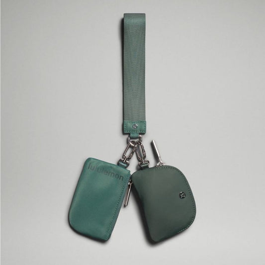 LULULEMON DUAL POUCH WRISTLET VERDE