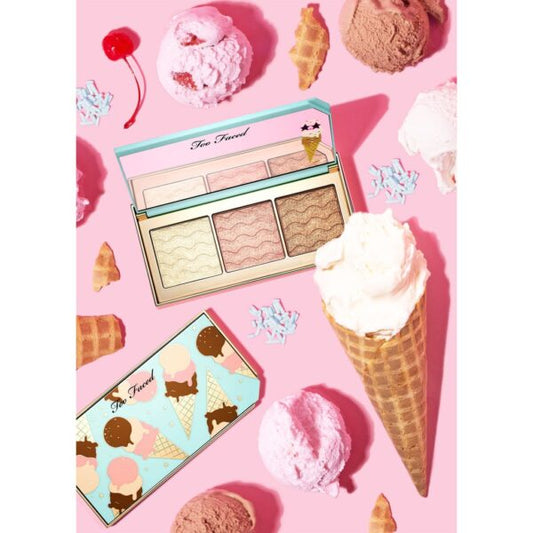TOO FACED TRIPLE SCOOP HYPER REFLECTIVE HIGHLIGHTING PALETTE
