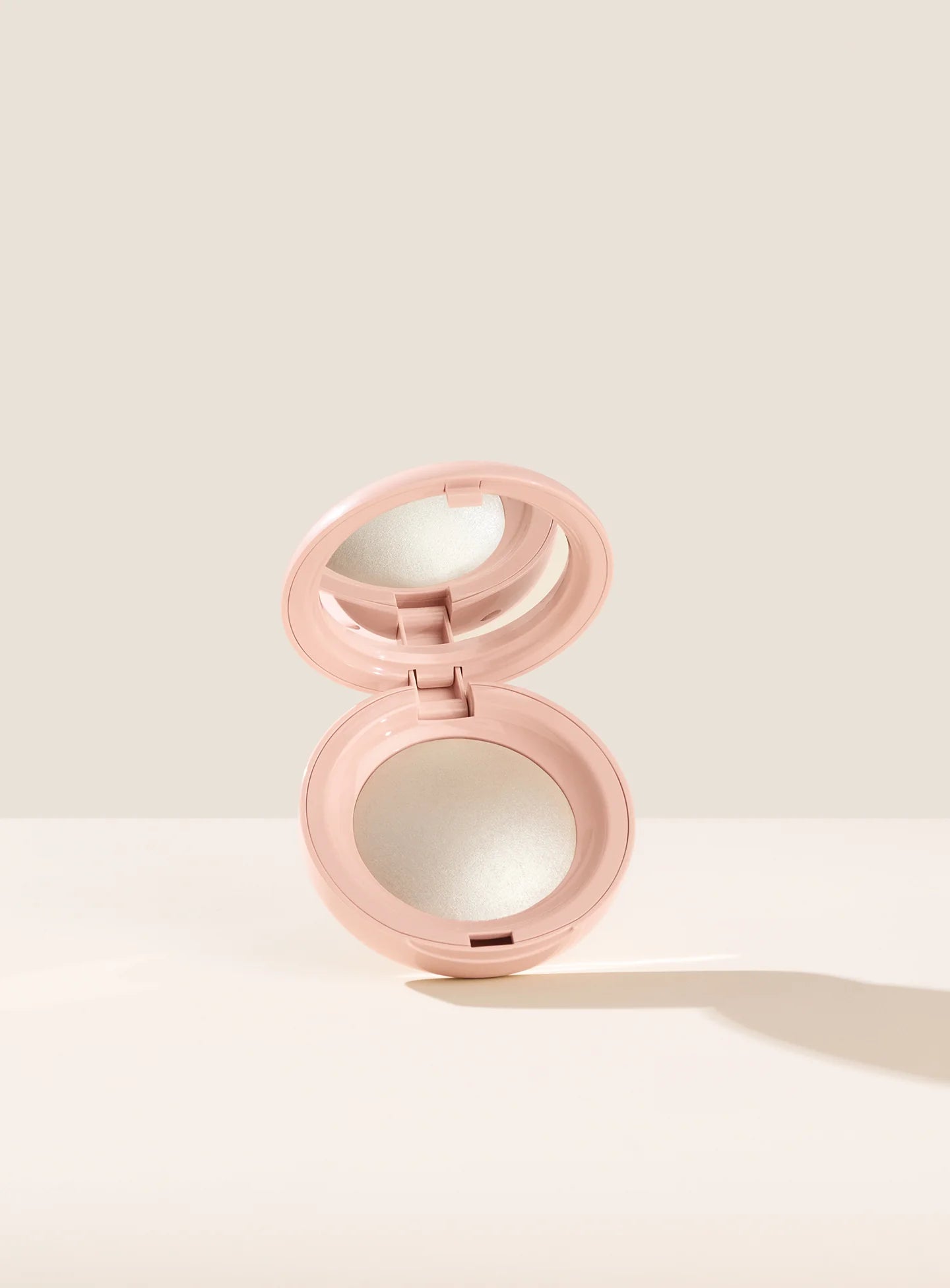 Rare Beauty Positive Light Silky Touch Highlighter "Enlighten"