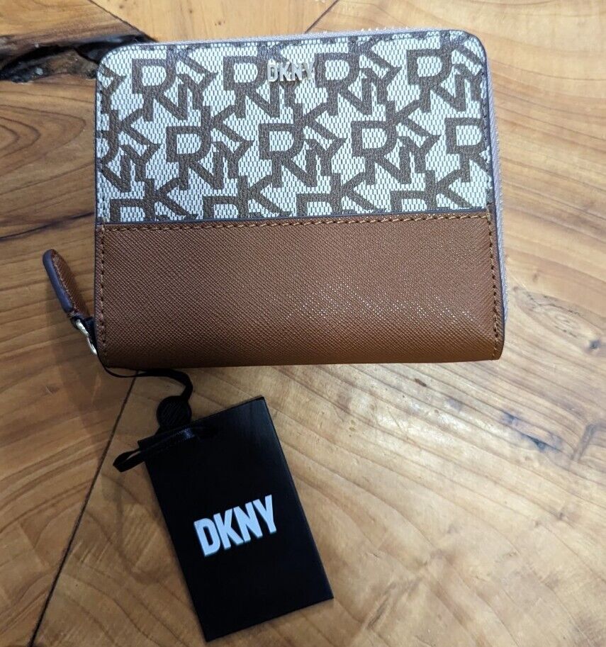 DKNY Cartera para Dama con cierre