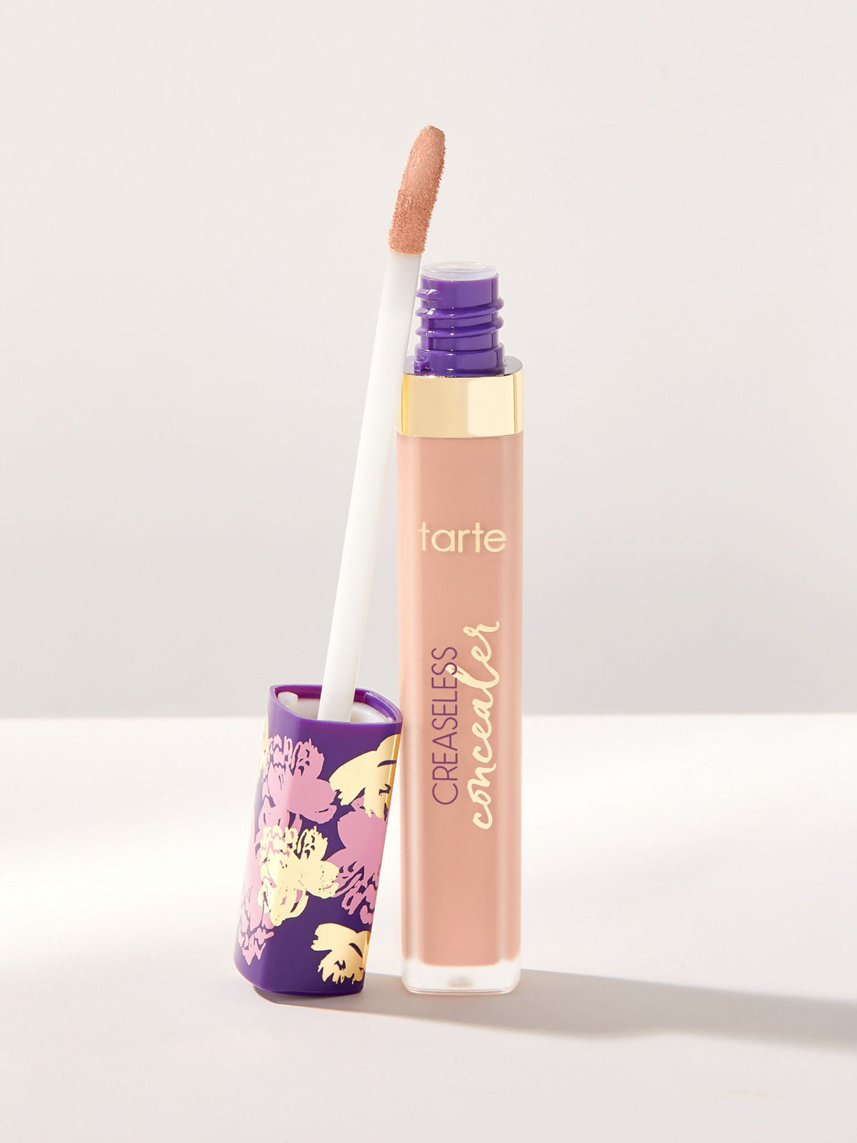 Tarte Creaseless Concealer 20b light beige - Pink Beauty