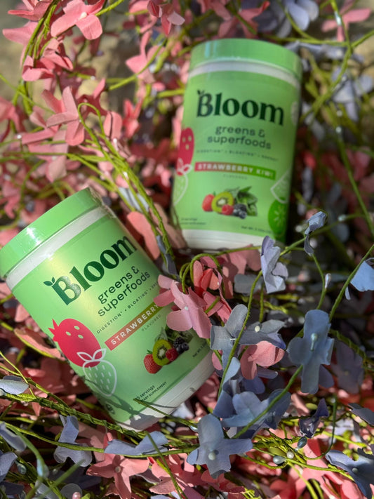 BLOOM GREENS &amp; SUPERFOODS “STRAWBERRY KIWI” 4.8oz