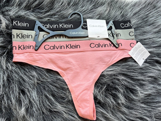 CALVIN KLEIN SET DE 3 THONG (TANGAS) Talla M QP2959X-904