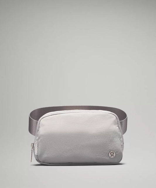 Lululemon Everywhere Belt Bag Bone Gray