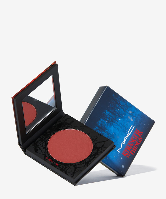 STRANGER THINGS X M.A.C. LIMITED EDITION POWDER BLUSH - HE LIKES IT COLD
