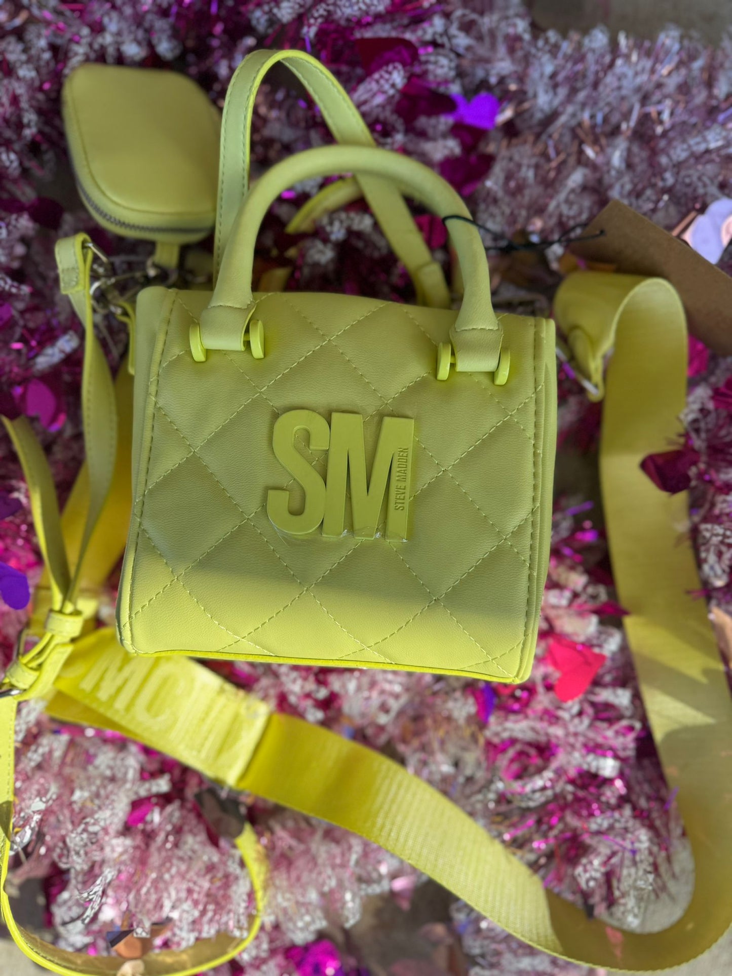 STEVE MADDEN LEMON BITE CROSSBODY