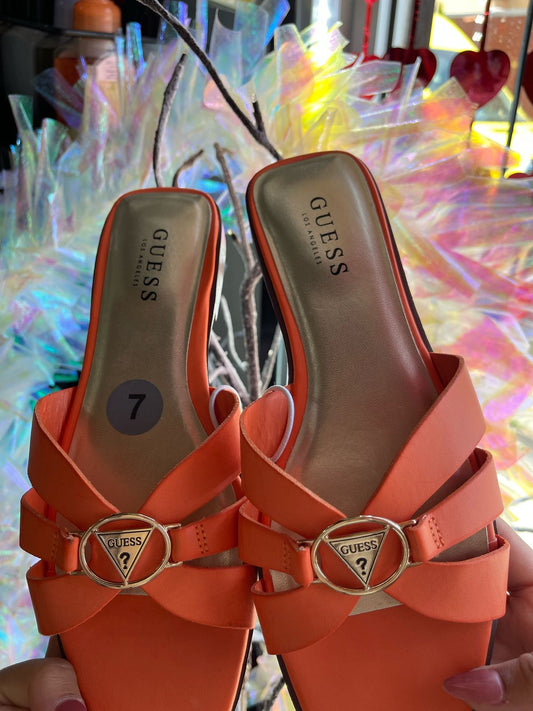 Sandalia GUESS Color Naranja Talla 4 MX SIN CAJA