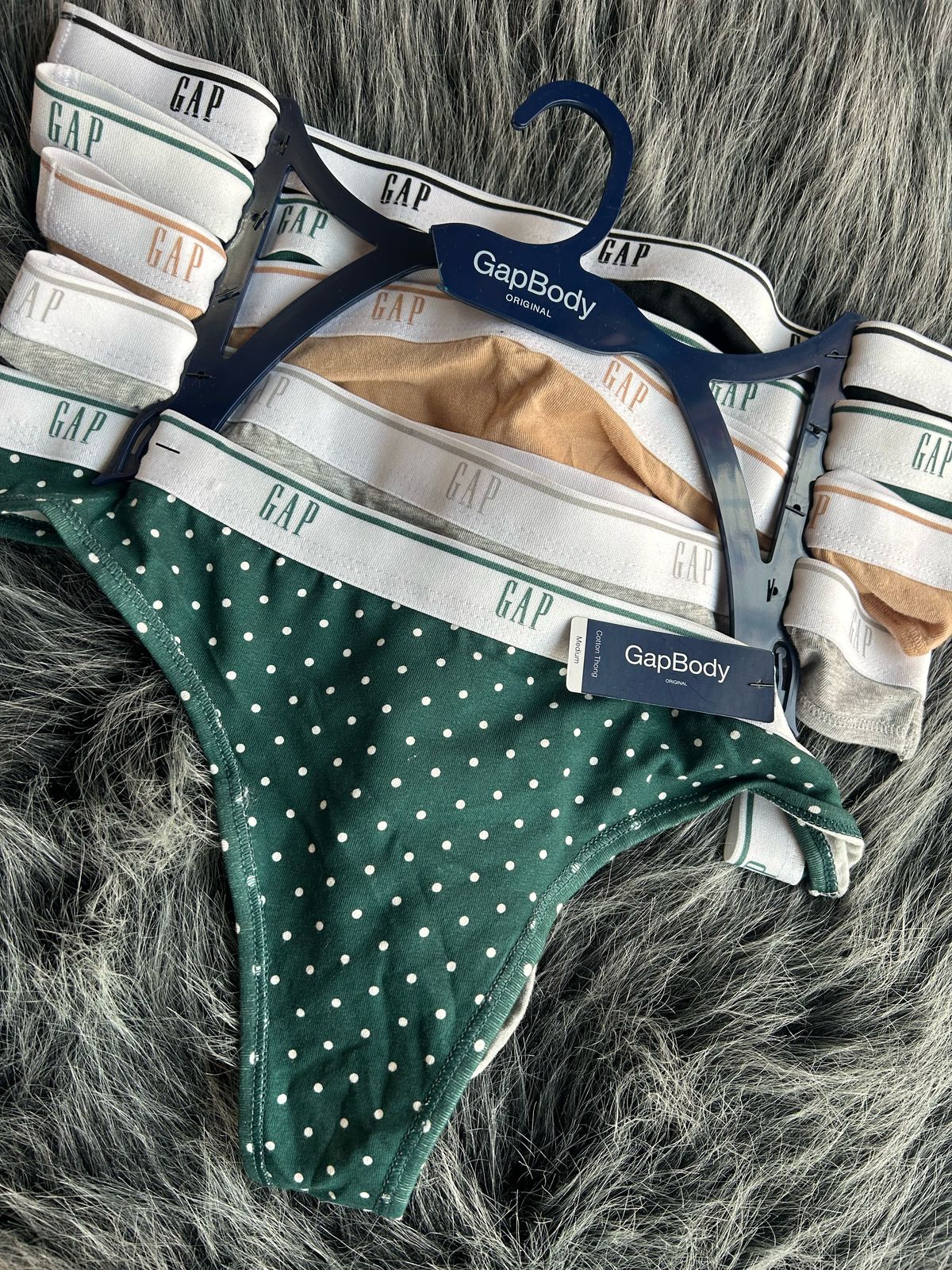 GAP PANTIES 5 PACK