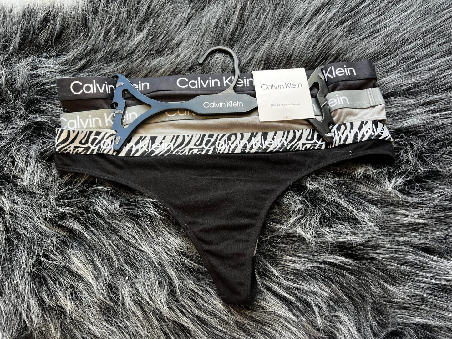 CALVIN KLEIN SET DE 3 THONGS (TANGAS)